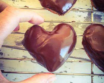 The New Way Serving Recipe Apricot Filled Lebkuchun Hearts Delicious Nutritious