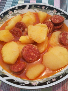 Una foto de Patatas a la Riojana