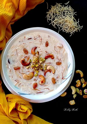 A picture of Vermicelli kheer.