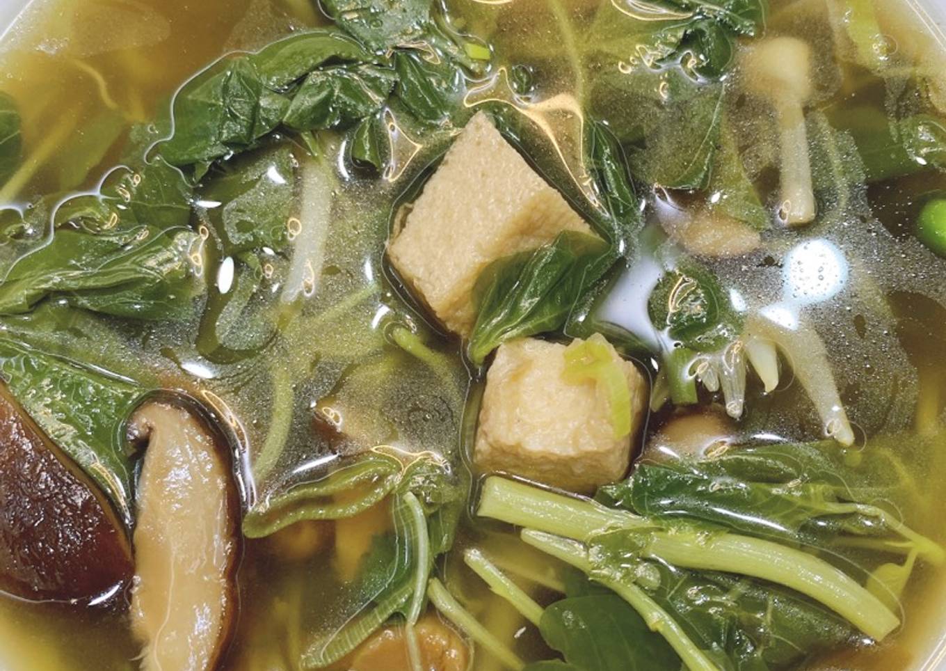 Sup bayam tahu jamur bunga sedap malam kering Vegan