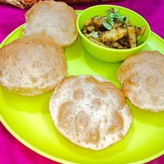 Poori A picture of Poori.