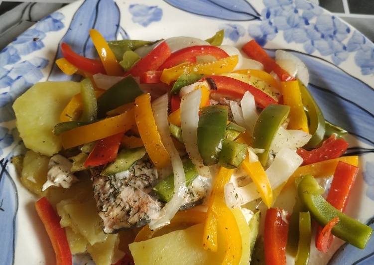 Salmón en papillote con verduras al horno Receta de Laura fernandez