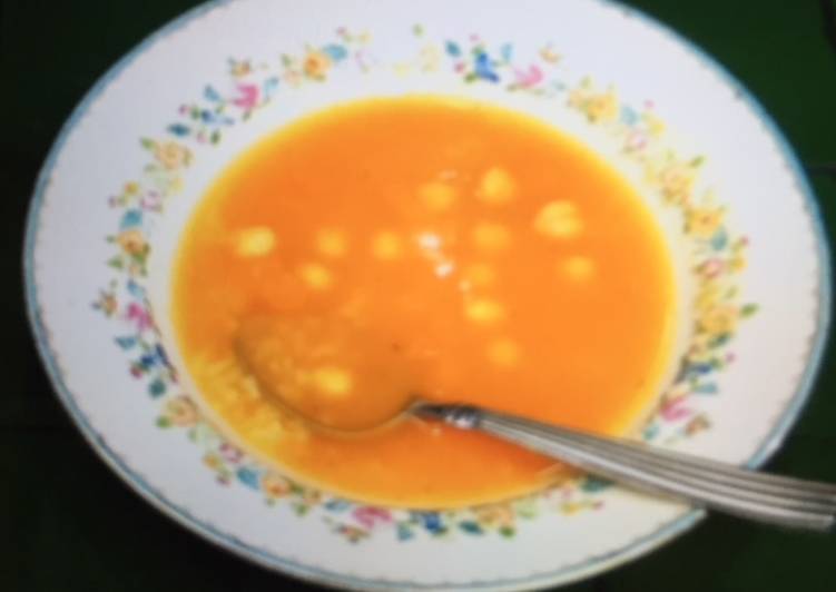 Sopa de garbanzos con arroz