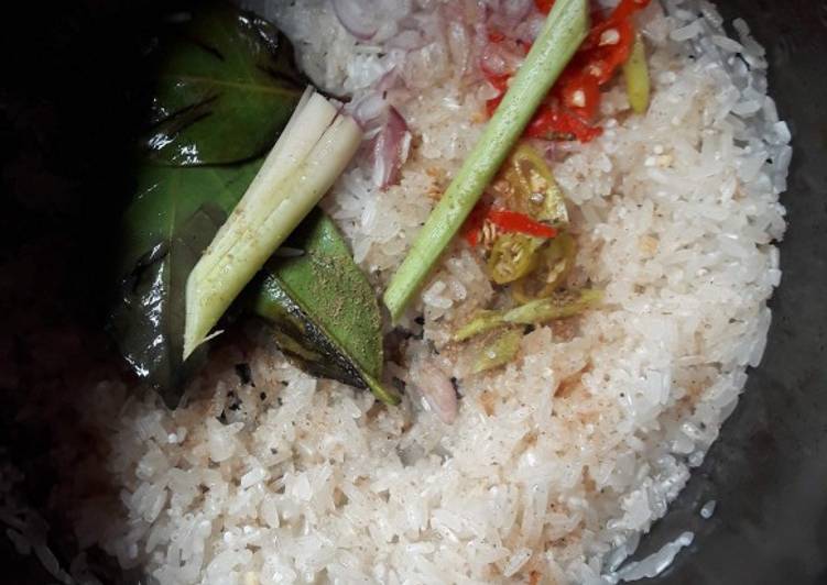 Cara Gampang Menyiapkan Nasi Liwet Mudah Sederhana dan Cepat Anti Gagal