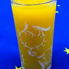 A picture of Fresh mango juice (Alphonso).