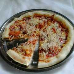 A picture of Pizza yummy.