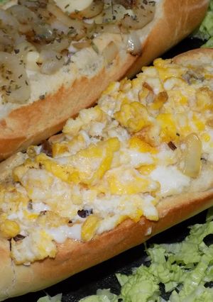 Una foto de Canoas (sandwichs calientes divertidos)