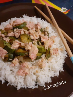 Foto di Riso basmati con zucchine e tonno