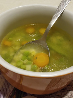 Tavaszi zöldségleves recept fotója