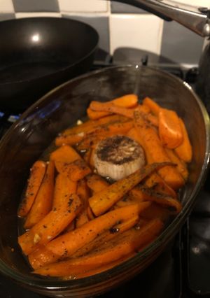 A picture of Honey glazed carrots.