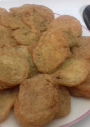 Una foto de Tortitas de polvo de pescado seco y especias a lo barroco para cuaresma en sala de miel de maguey