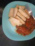 Fried yam with chicken sauce