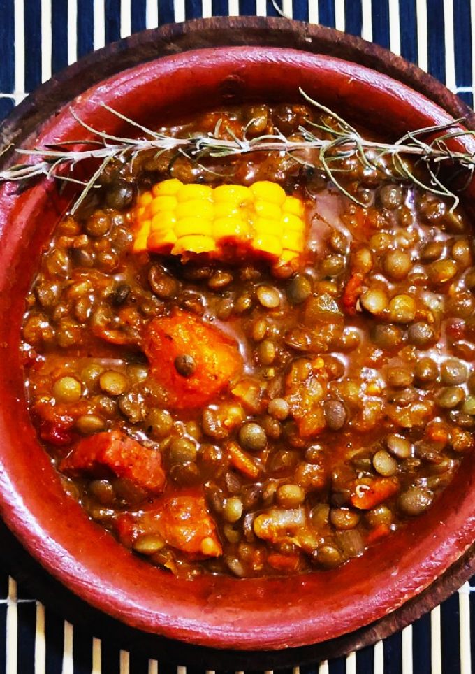 Una foto de Guiso de lentejas con azúcar negra
