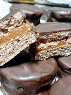 Una foto de Alfajores de Chocolate