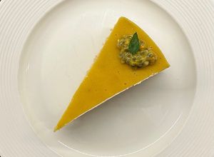 Foto di Cheesecake al lime con jus al passion fruit