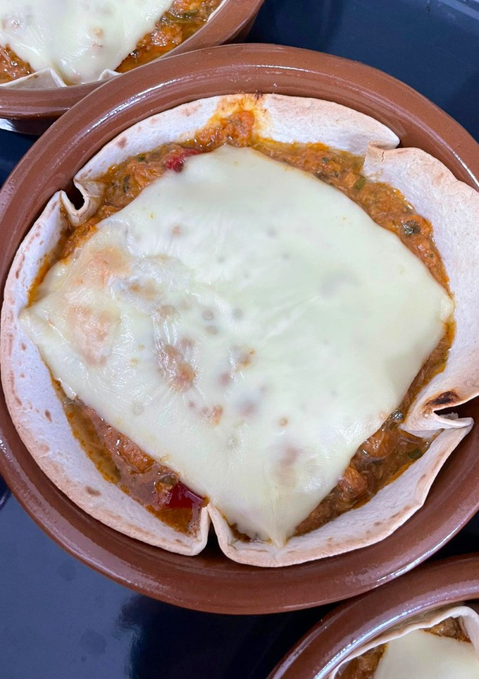 Una foto de Cazuelita de ropa vieja
