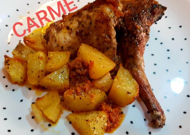 Conejo asado, patatas y sobrasada