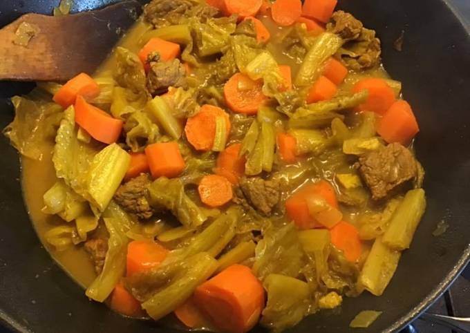 Guide étape par étape pour Préparer Rapide Sauté de bœuf aux carottes chou kale coriandre et curcuma