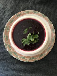 ટામેટા & બીટ નુ સૂપ (Tomato Beetroot Soup Recipe In Gujarati) રેસીપી મુખ્ય ફોટો