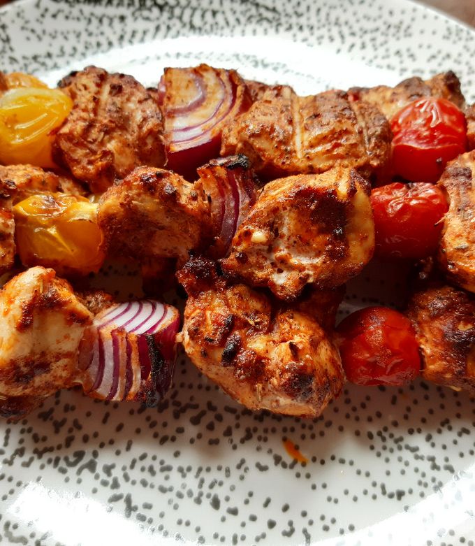 Une photo de Brochettes de poulet aux 4 épices
