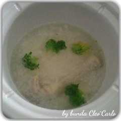 รูปของ Nasi tim saring brokoli & ceker ayam (kampung)