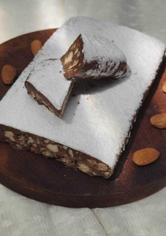 Una foto de 🌟 "Turrón" nevado choco cookies con almendras - 5 ingredientes 🌟