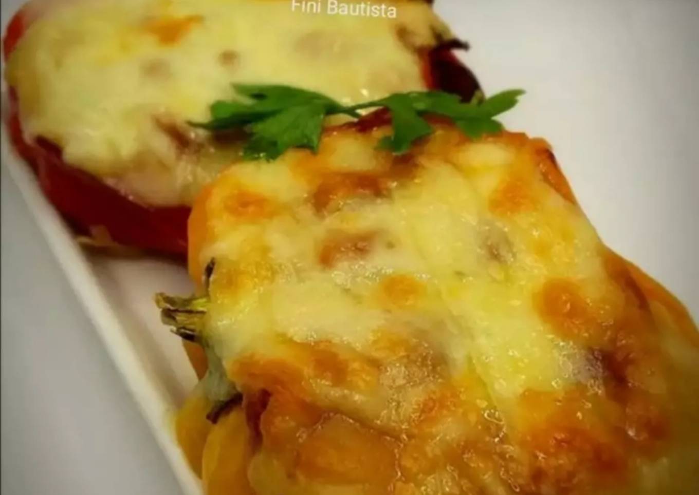 Pimientos rellenos con bechamel de champiñones y setas