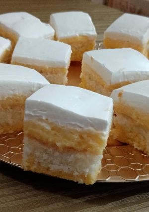 Hófehér kókuszos krémes kocka recept fotója
