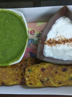દૂધી ના થેપલા (Dudhi Thepla Recipe In Gujarati) રેસીપી મુખ્ય ફોટો