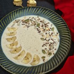A picture of Banana Smoothie Bowl / Healthy Banana Smoothie Bowl With Dry Fruits In 5 Minutes.