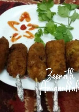 A picture of Potato Drumsticks.