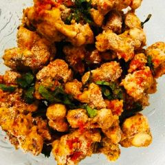 Crispy masala peanuts A picture of Crispy masala peanuts.