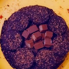 A picture of Atta cake.