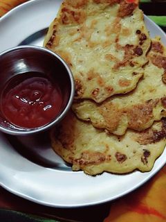 मूंग दाल चीला (Moong Dal cheela recipe in Hindi) रेसिपी मुख्य फोटो
