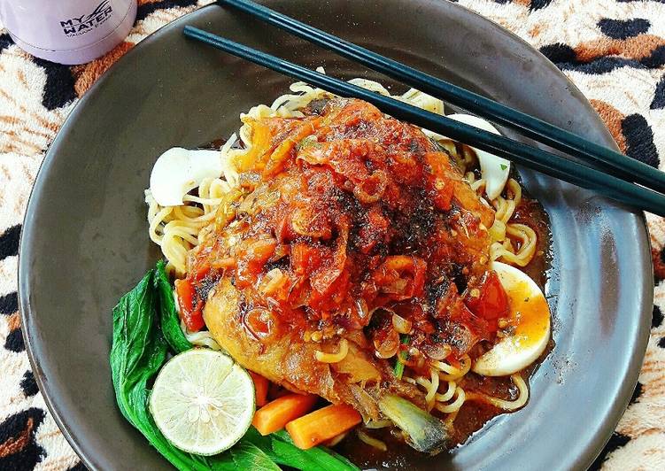 Mie ayam geprek