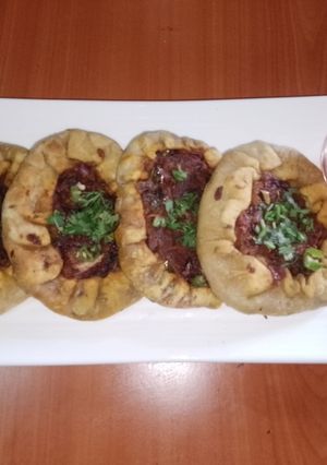 A picture of Zanzibar vegetarian pizza 🍕🍅.
