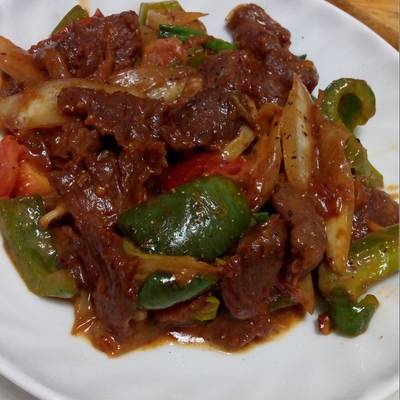 Black Pepper Beef Stir Fry