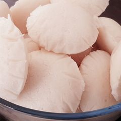 A picture of Idli.