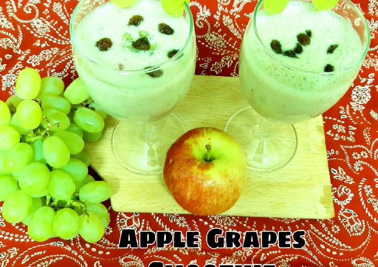 Steps to Prepare Perfect Apple Grapes Smoothie