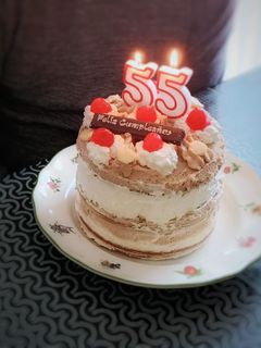 Una foto de Tarta de mousse chocolate y Nata