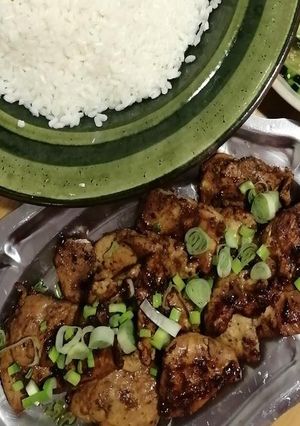 Una foto de Contramuslos de pollo estilo Sichuan
