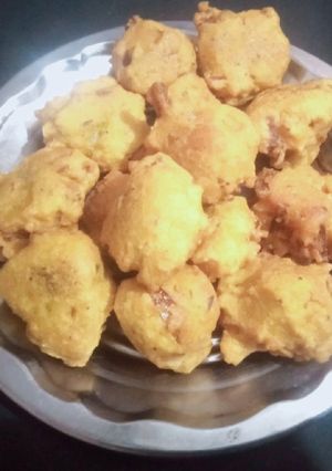 तुवर दाल के पकौड़े (tuvar dal ke pakode recipe in Hindi) रेसिपी मुख्य फोटो