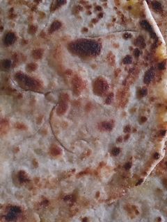 आलू का पराठा(aloo ka paratha recipe in hindi) रेसिपी मुख्य फोटो