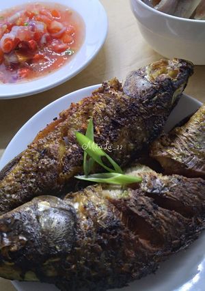 Foto resep Ikan Mas Goreng + dabu-dabu iris