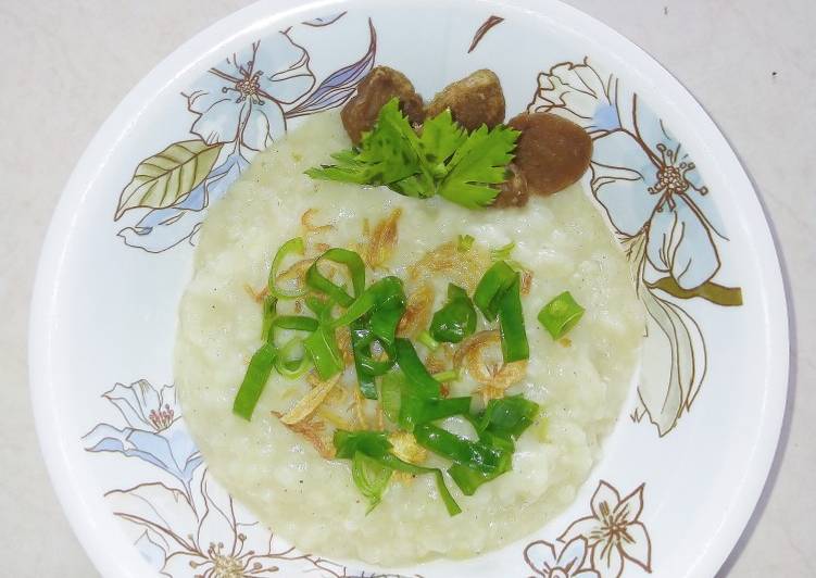 Bagaimana Membuat Chinesse porridge with fried meatball Anti Gagal