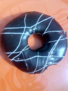 A picture of Eegless doughnut.