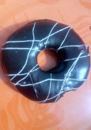 A picture of Eegless doughnut.