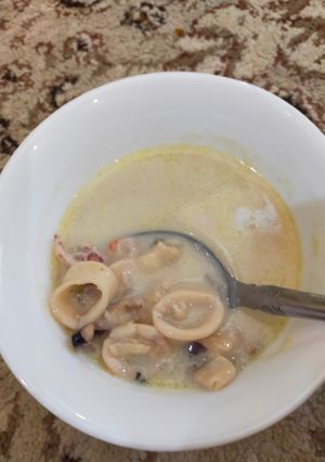 صورة لوصفة شوربه المأكولات البحريه بكربما الطبخ