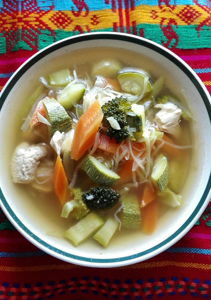 Una foto de Caldo de pollo