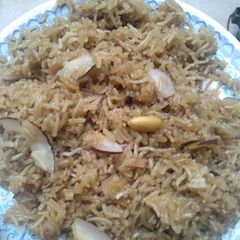 A picture of Gur wale Chawal.
